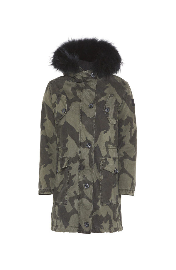 PARKA 03 - LAPIN BLACK- FRONT CLOSED